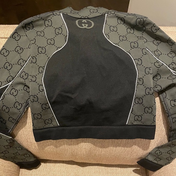 **SOLD**Gucci Black and Red Zip-Up Jacket - Picture 7 of 7